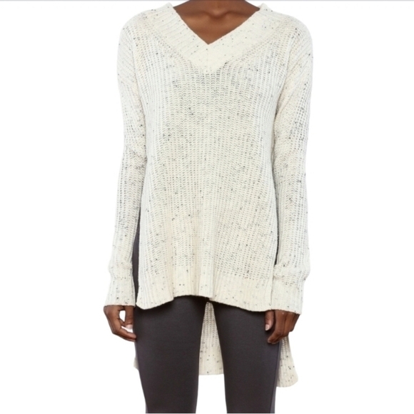 𝅺elan Hi/Low Vneck Sweater NWOT - Picture 1 of 8